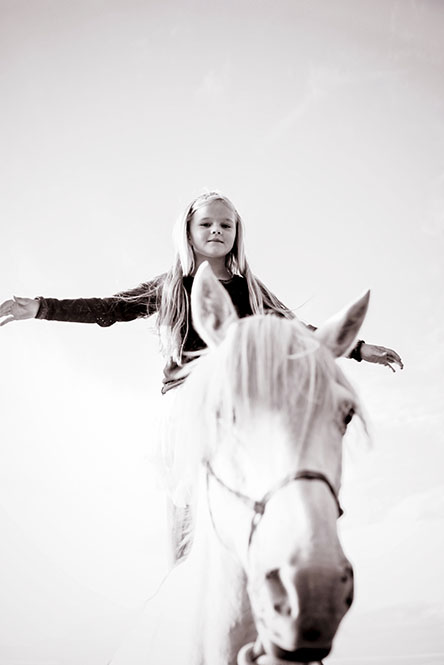 Kids > Téa Horses014©rosemagic-Nathalie Bougelet